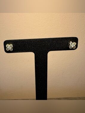 Clover with Pave Stud Earrings